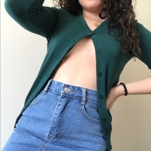 Cardigan 🌸 (for business or casual outings)